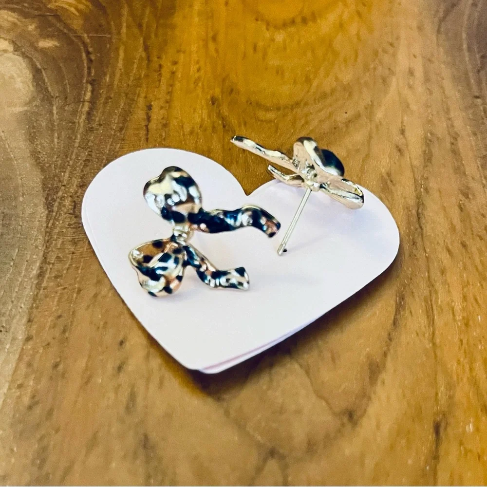 Leopard Print Bow Earrings - Picture 7 of 7
